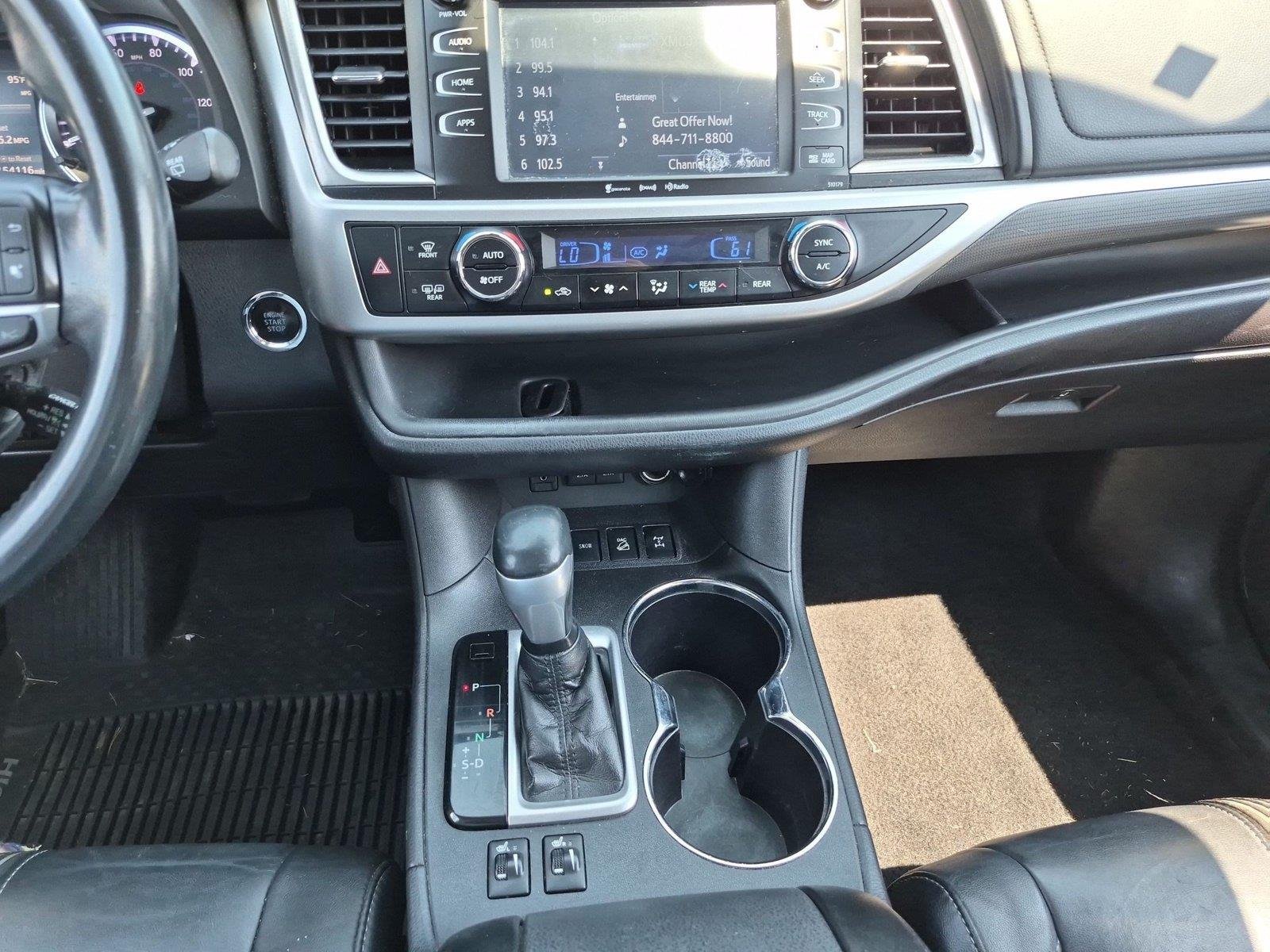 Used 2018 Celestial Silver Metallic Toyota SE image 27