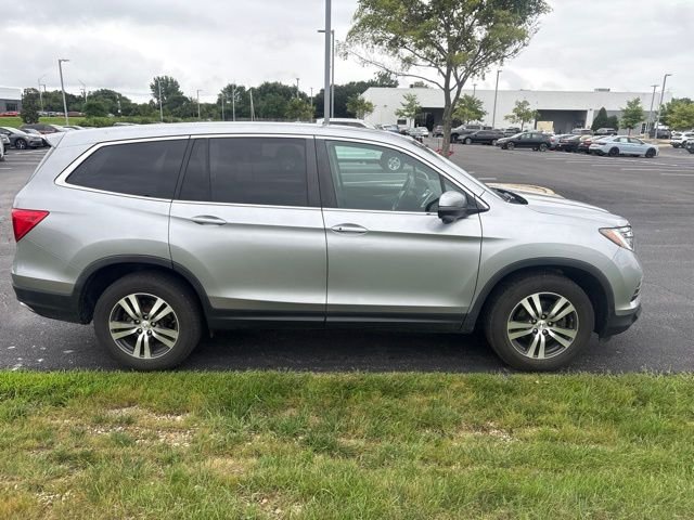 Used 2016 Silver Honda EX-L image 3