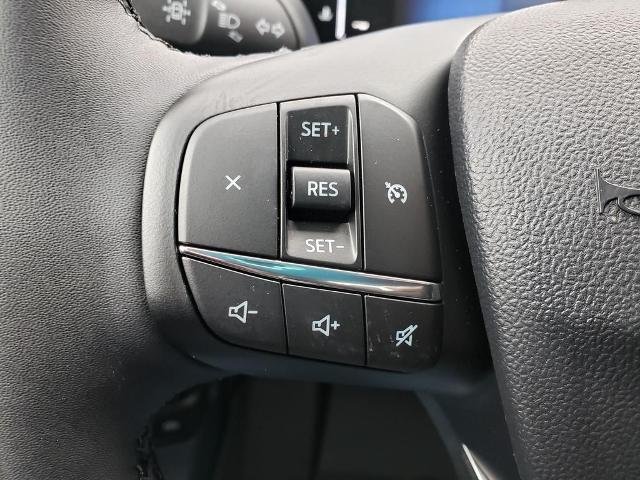 New 2025 Space White Metallic Ford XLT image 39