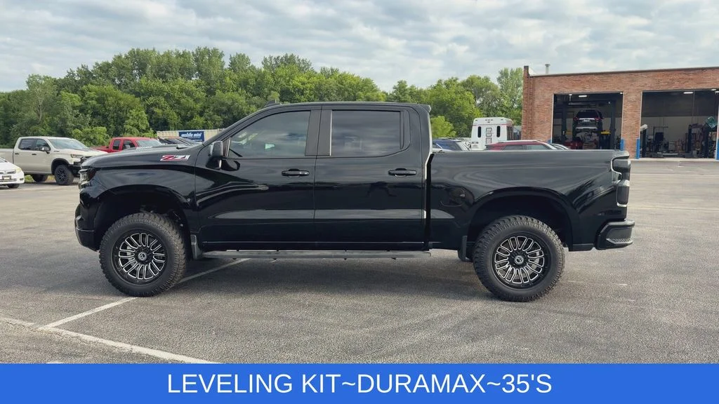 Used 2022 Black Chevrolet LT Trail Boss image 5