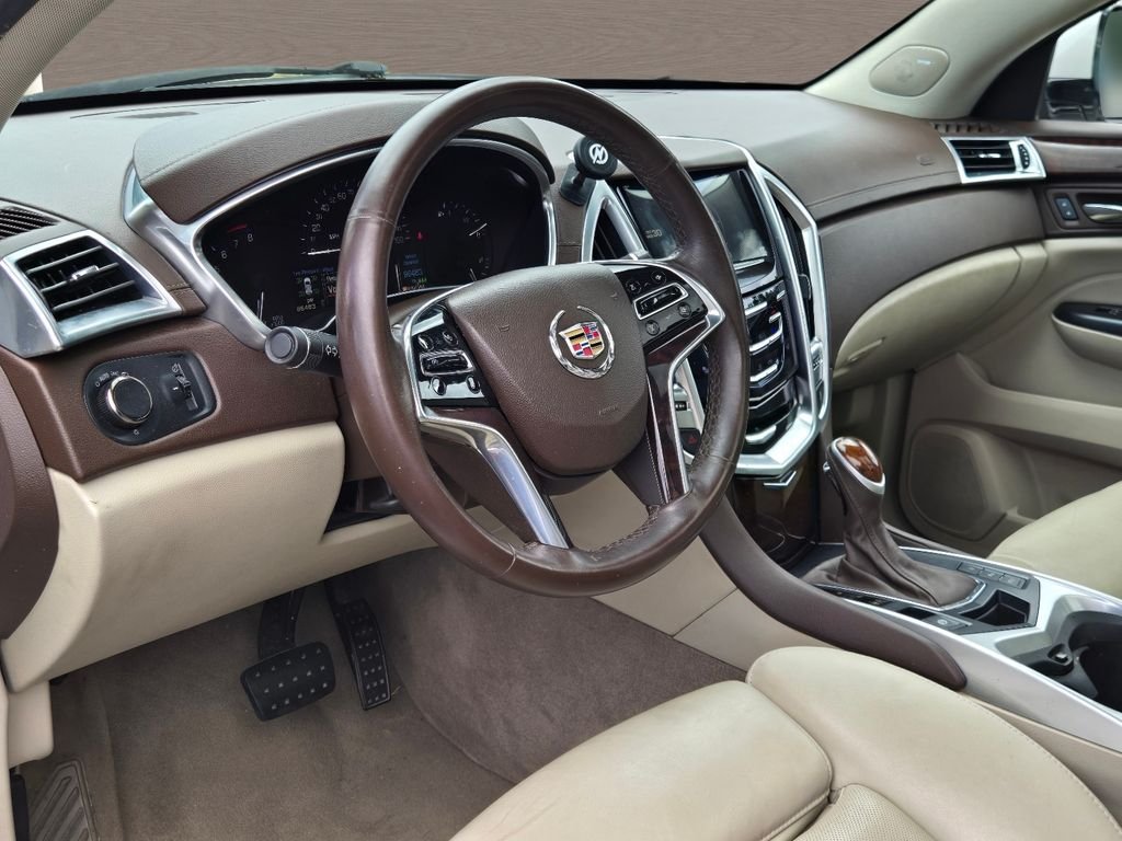 Used 2015 White Cadillac Luxury image 19