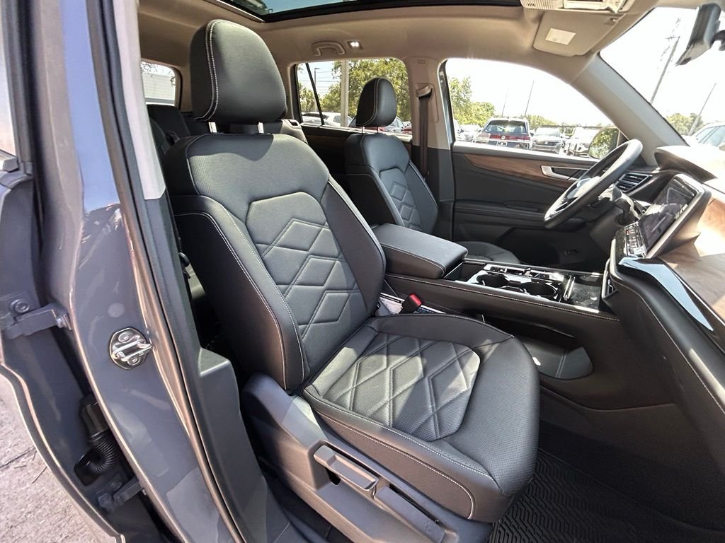 New 2026 Gray Volkswagen SE w/Technology image 29