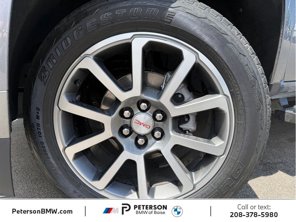 Used 2022 Gray GMC Denali image 34