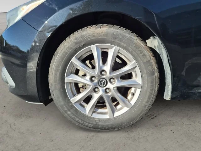 Used 2015 Jet Black Mazda i Grand Touring image 9