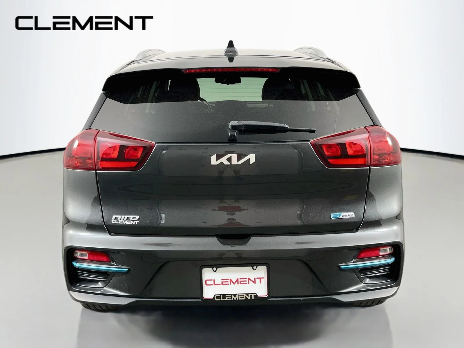 Used 2022 Gray Kia EX image 8