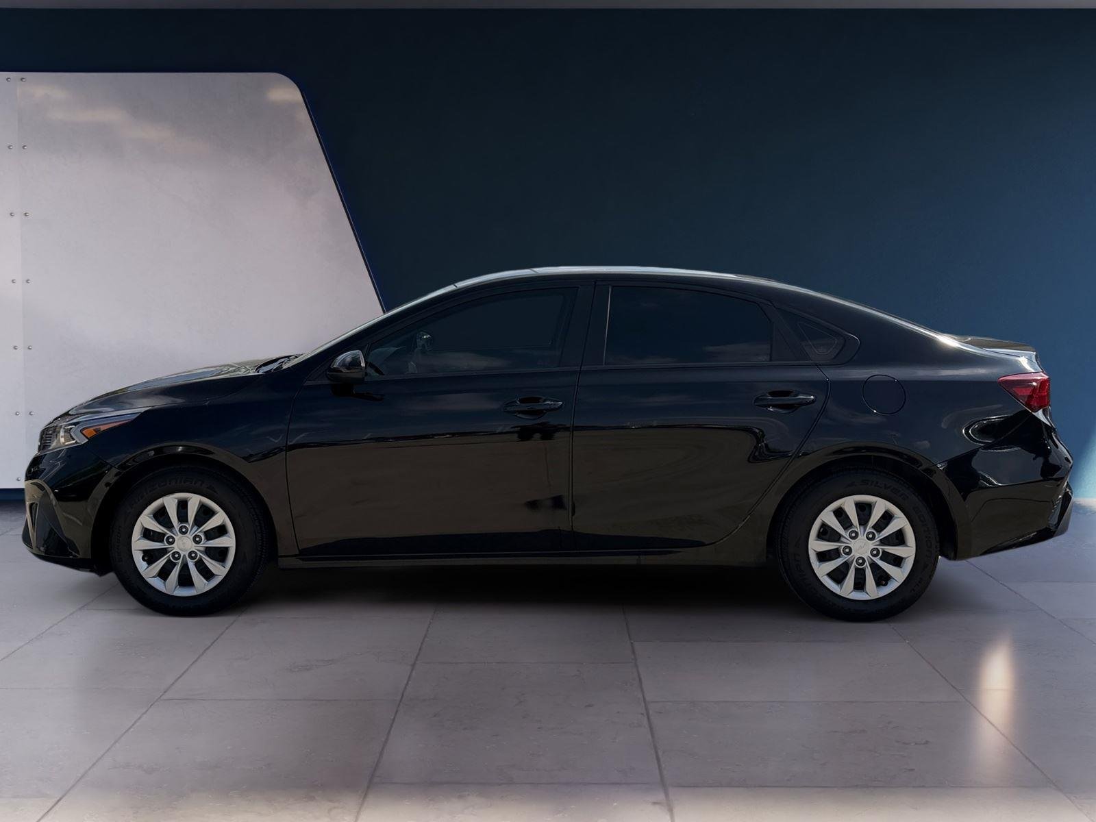 Used 2024 Kia Forte LX with VIN 3KPF24AD9RE767024 for sale in Laredo, TX