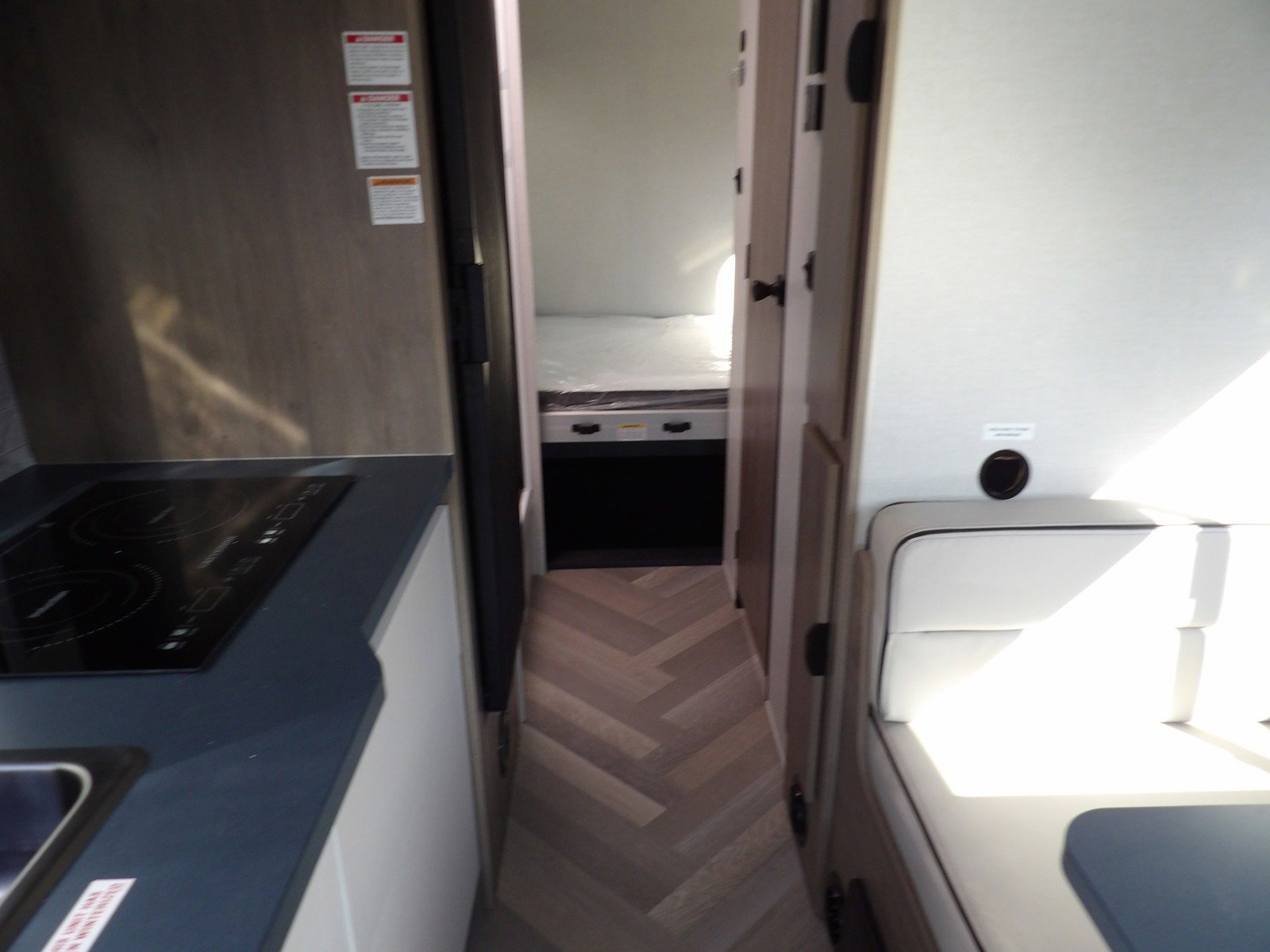 New 2025 Silver Coachmen 20XG image 6