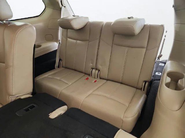Used 2019 White Nissan SL image 22