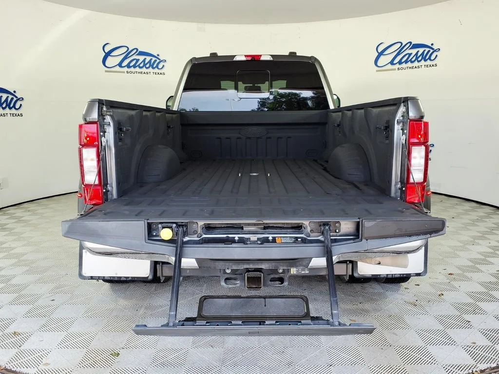 Used 2020 Magnetic Metall Ford XL image 5