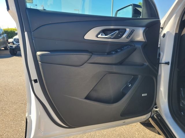 Used 2021 Beige Chevrolet Premier image 18