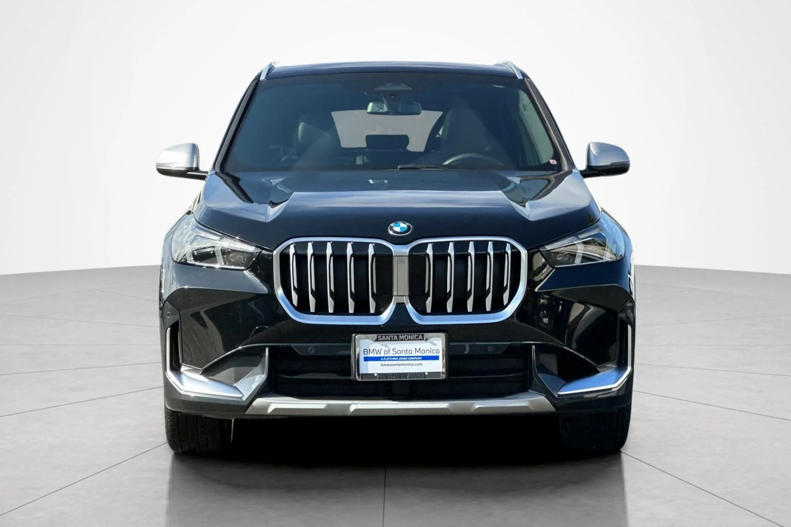 Used 2023 Jet Black BMW xDrive28i image 8