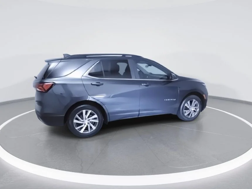 Used 2023 Gray Chevrolet LT image 2