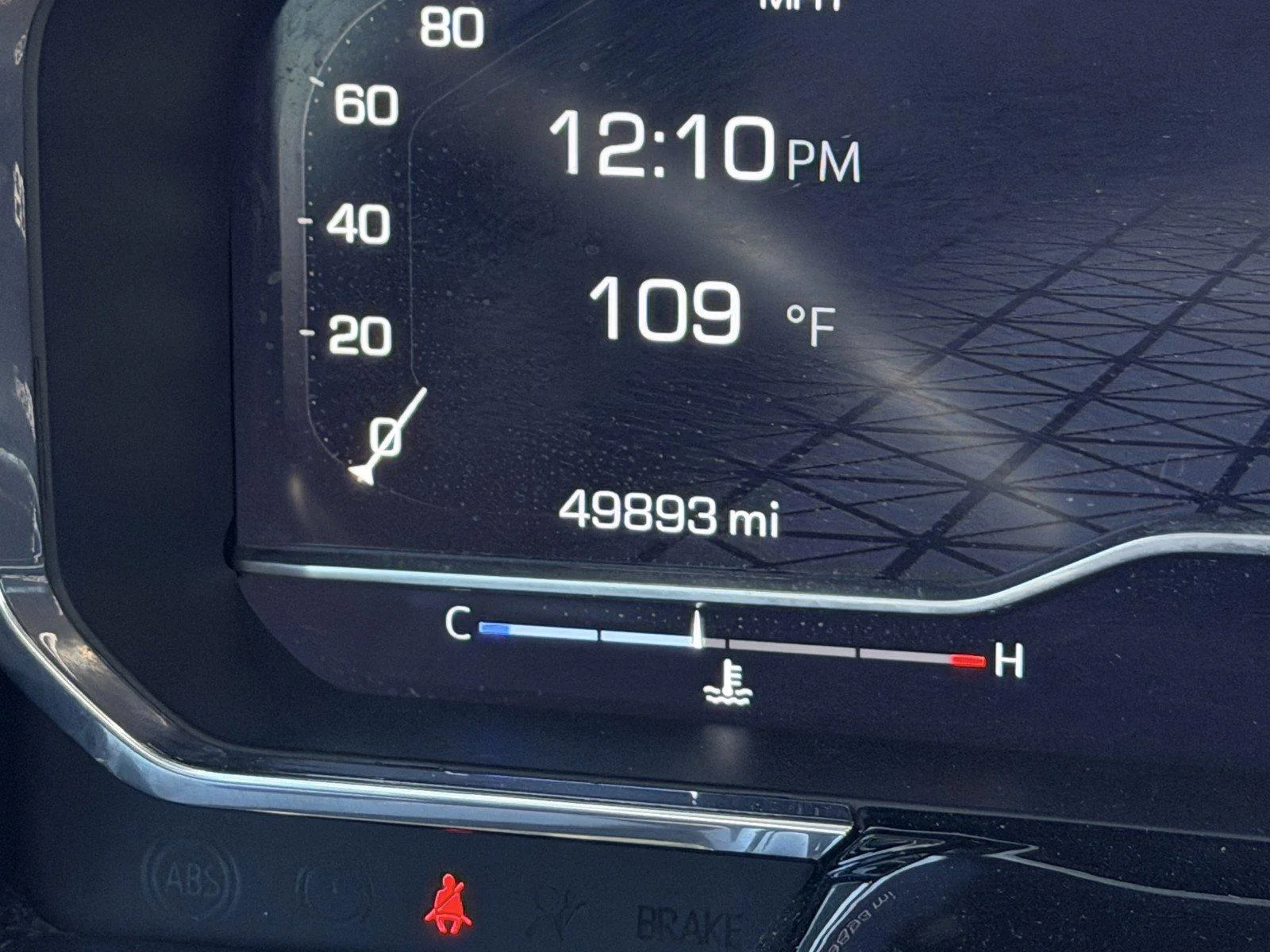 Used 2022 Summit White GMC Elevation image 27