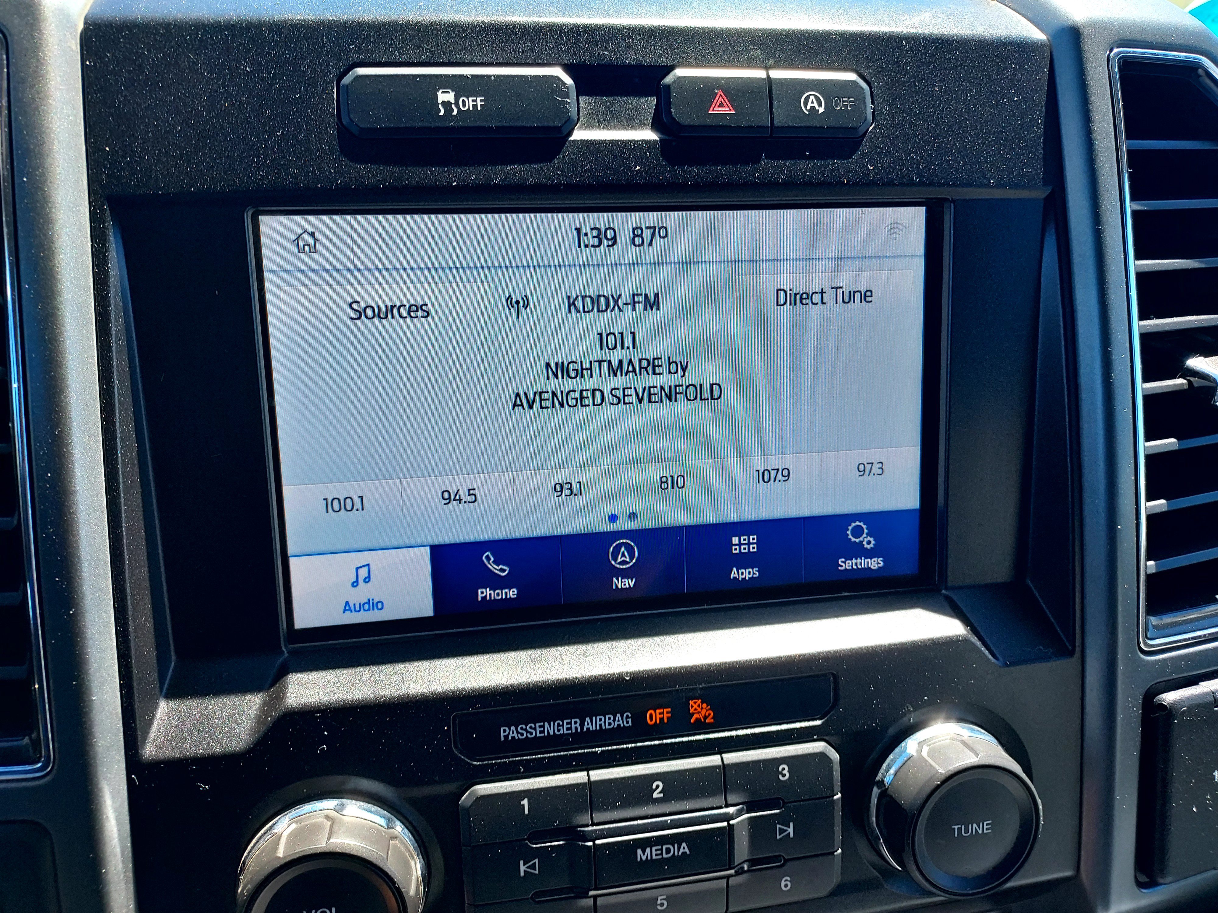 Used 2020 Silver Ford XLT image 28