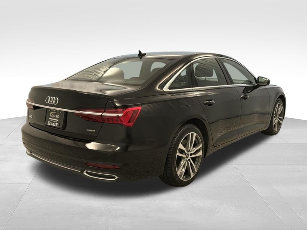 Used 2023  Audi 45 Premium image 8