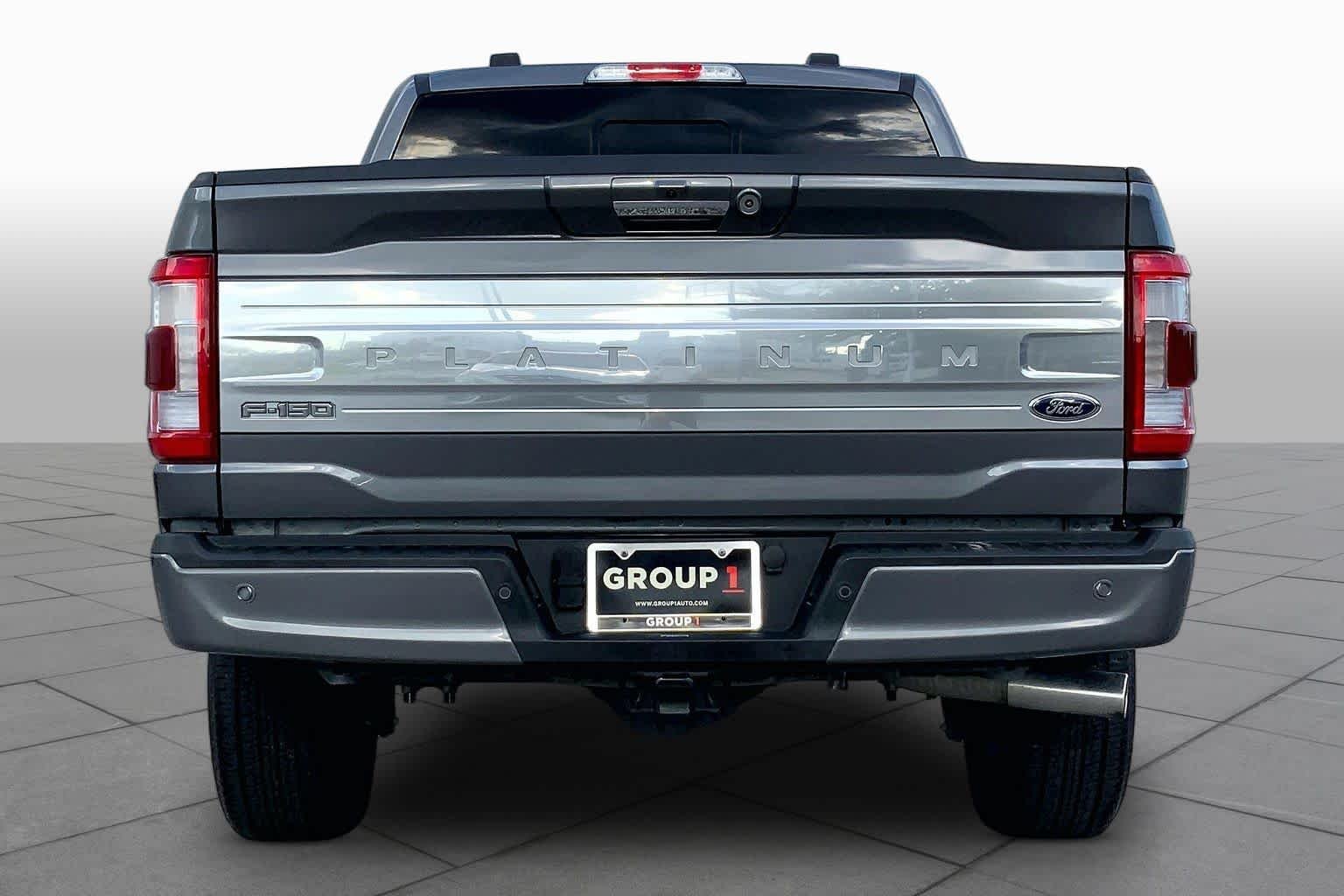 Used 2022 Carbonized Gray Metallic Ford Platinum image 5
