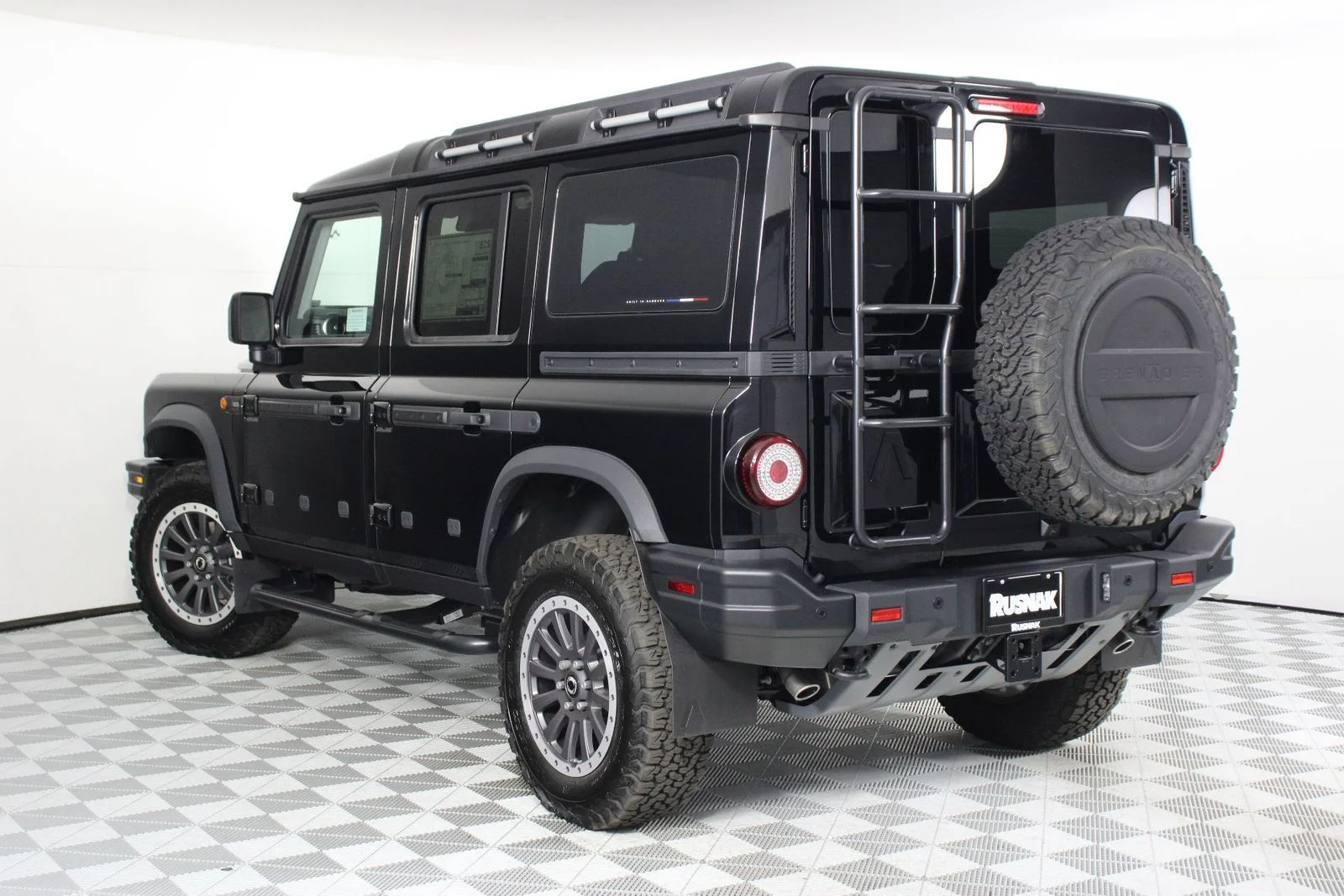 2025 INEOS Grenadier Fieldmaster Edition - Photo 3