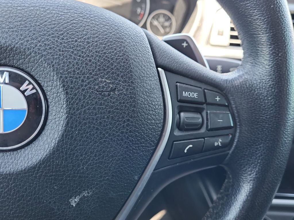 Used 2015 Silver BMW 328i xDrive image 28