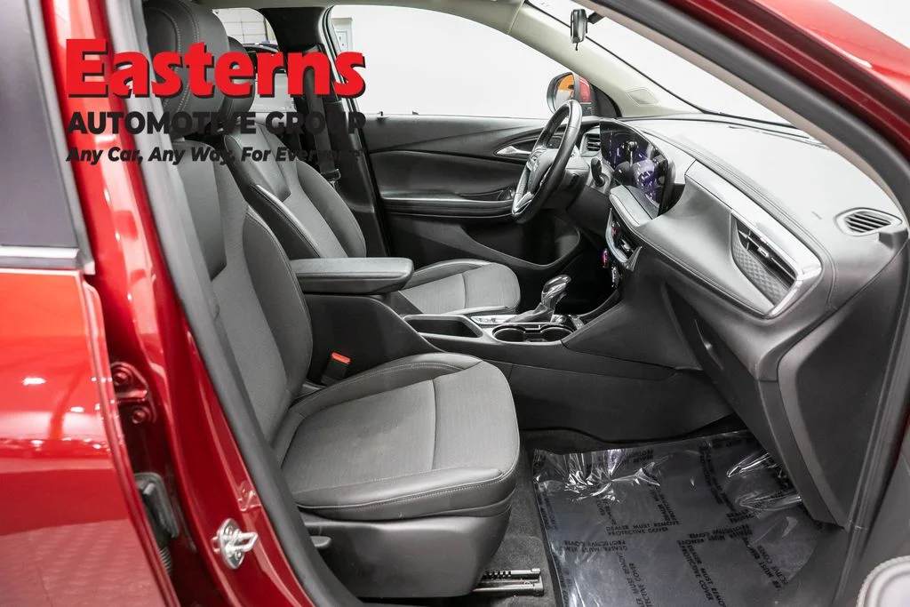Used 2024 Red Buick Preferred image 23