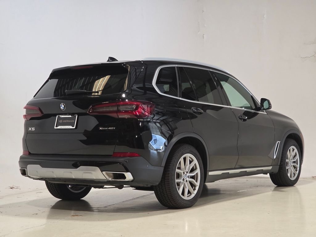 Used 2023 Black BMW xDrive40i image 6