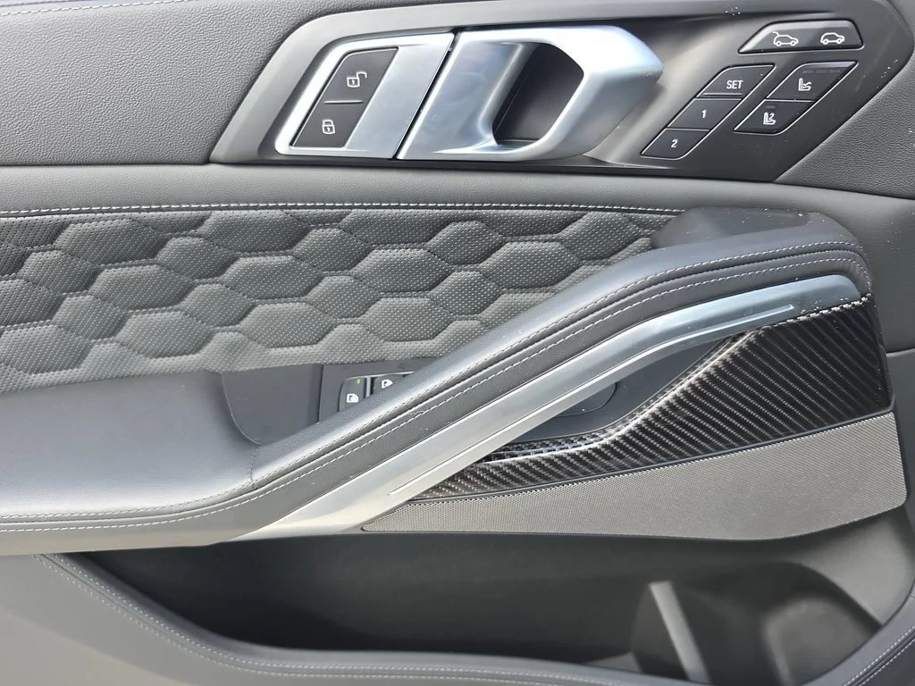 2025 BMW X6 M X6 M - Photo 17