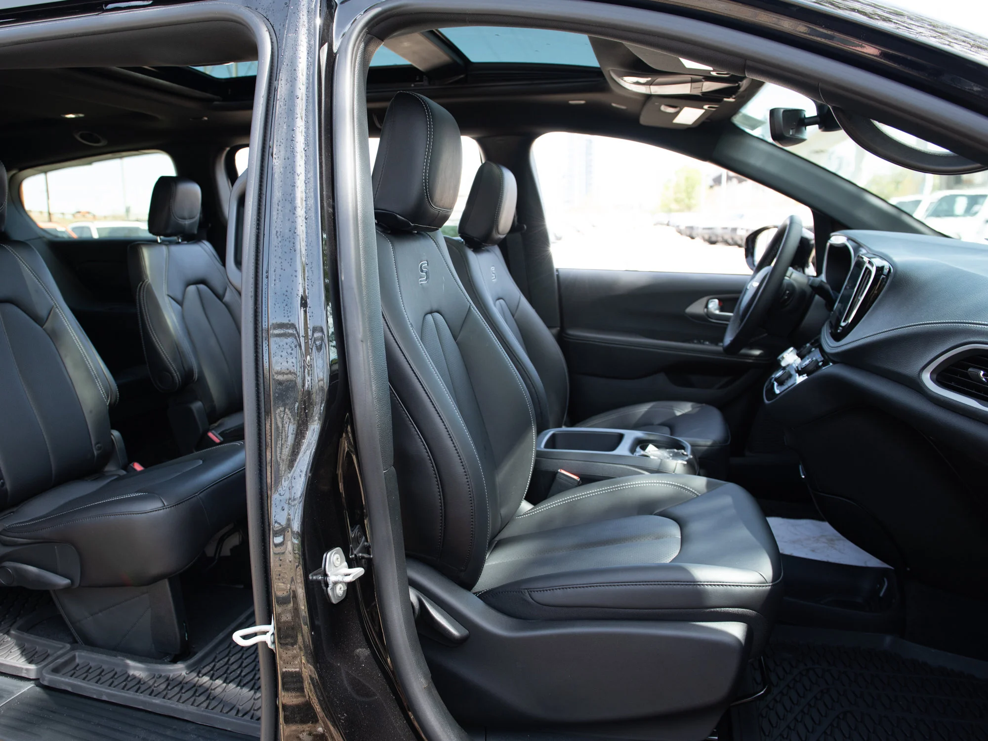 New 2026 Black Chrysler Select* AWD image 25