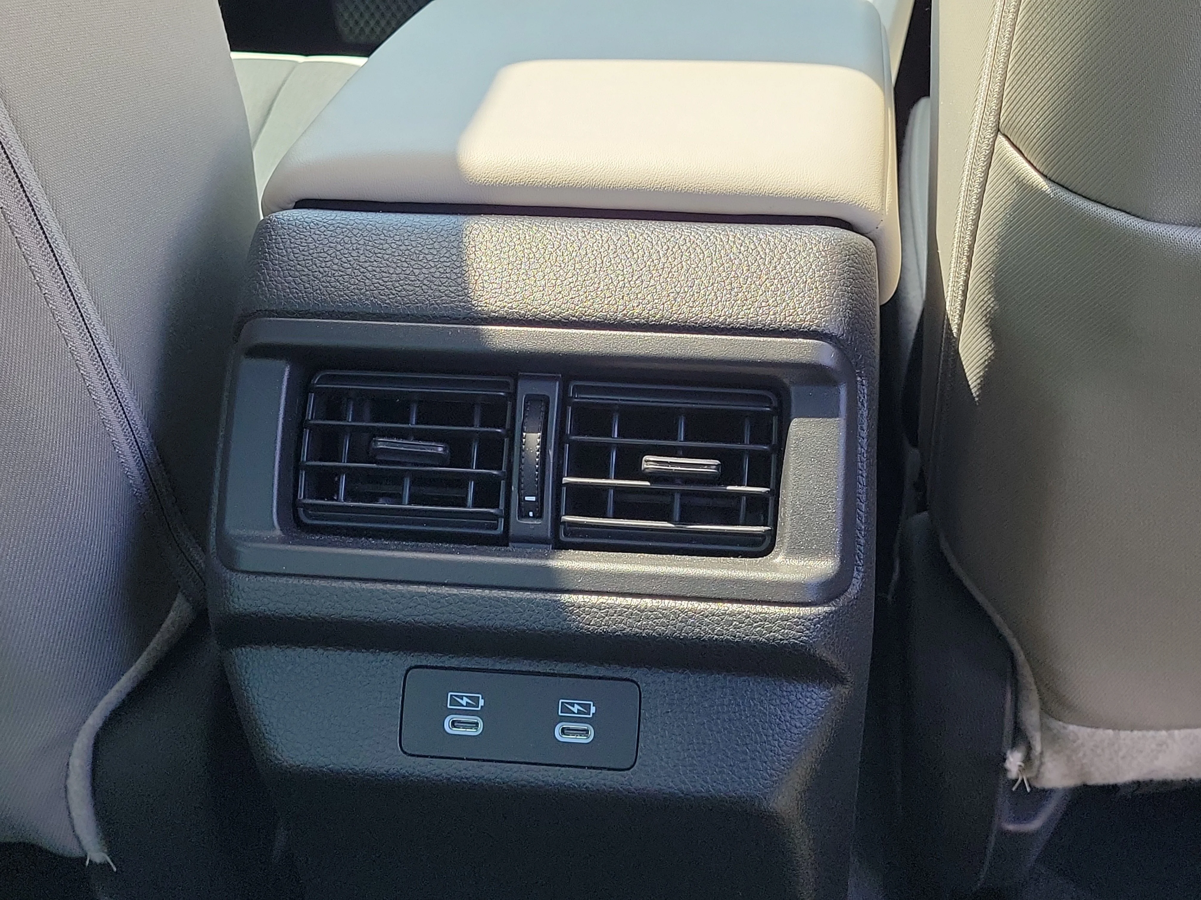 2025 Honda Accord SE - Photo 6