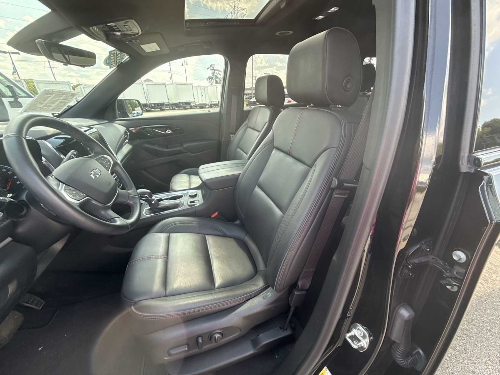 Used 2023 MOSAIC BLACK METALLIC Chevrolet RS image 20