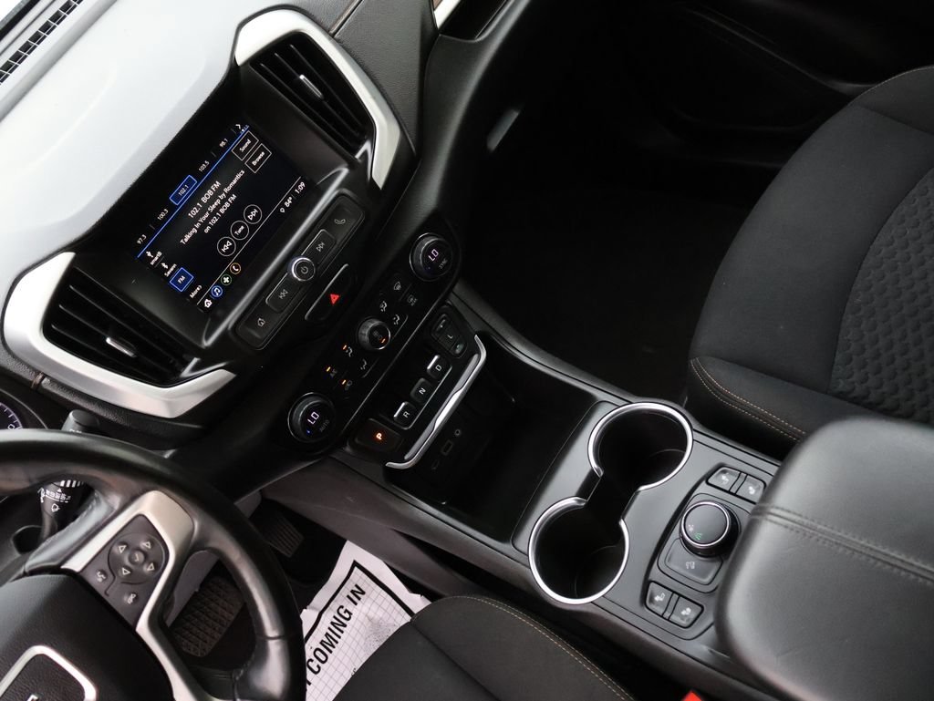 Used 2018 QUICKSILVER METALLIC GMC SLE image 20