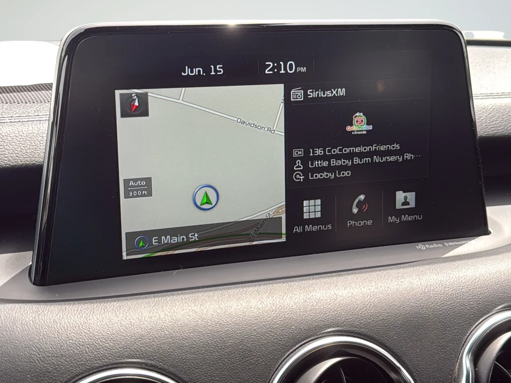 Used 2020 White Kia GT2 image 23