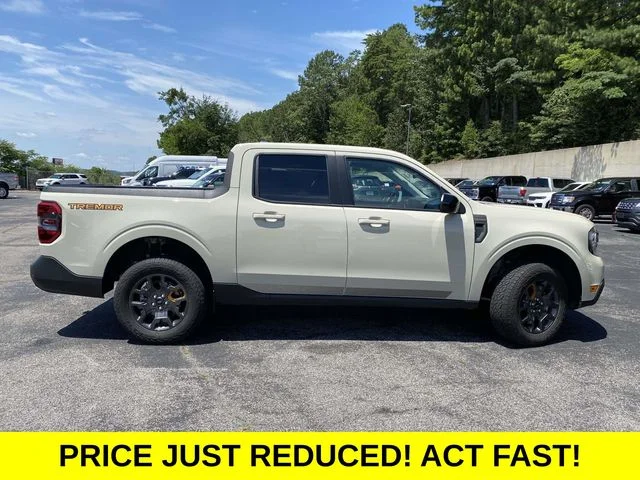 Certified Used 2024  Ford Lariat image 2
