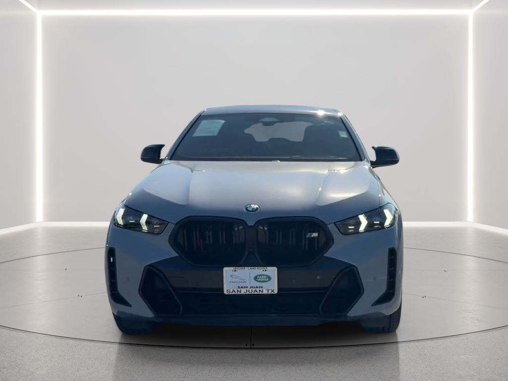 Used 2025 Gray BMW M60i image 2