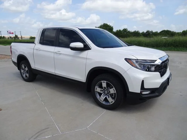 New 2026 Platinum White Pearl Honda RTL image 3