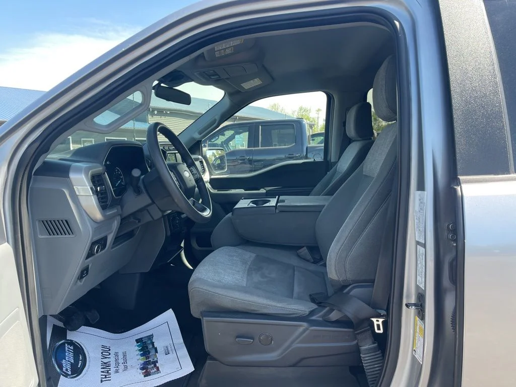 Used 2022 Silver Ford XLT image 16