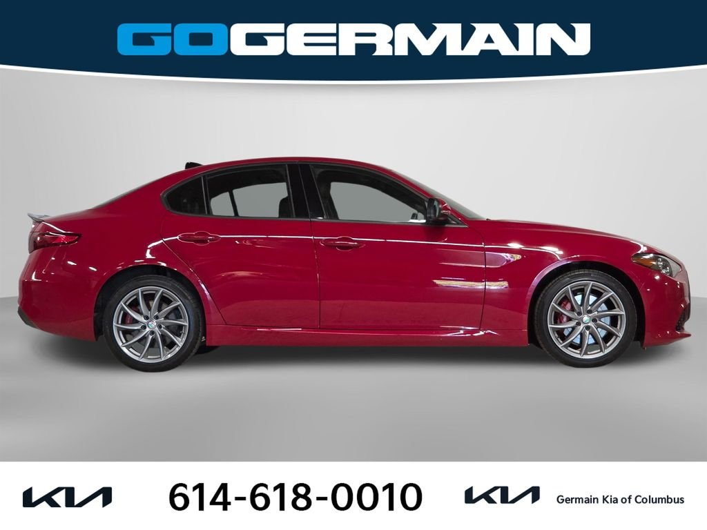 Used 2022 Red Alfa Romeo Sprint image 7