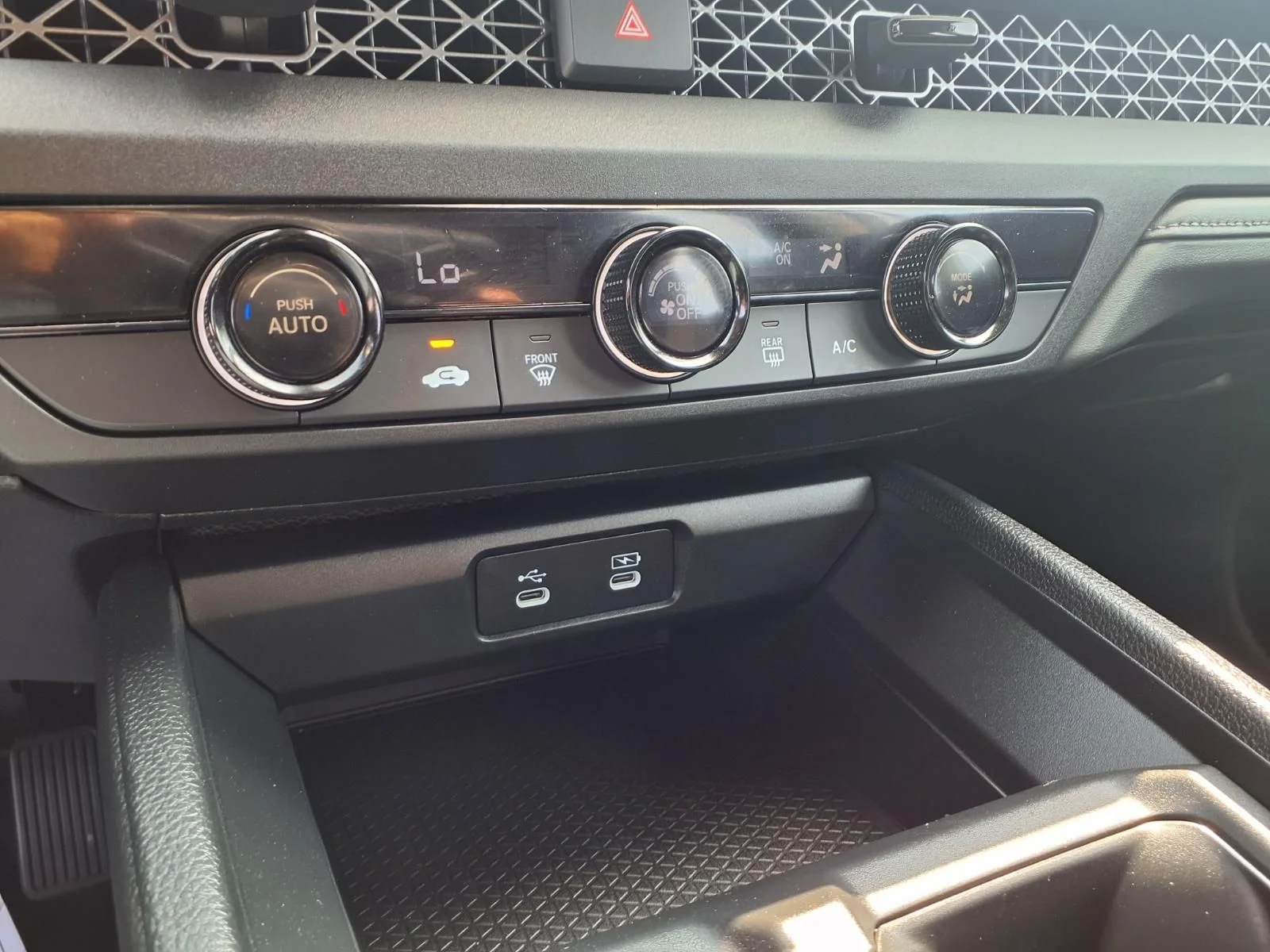Used 2025 Silver Honda LX image 19