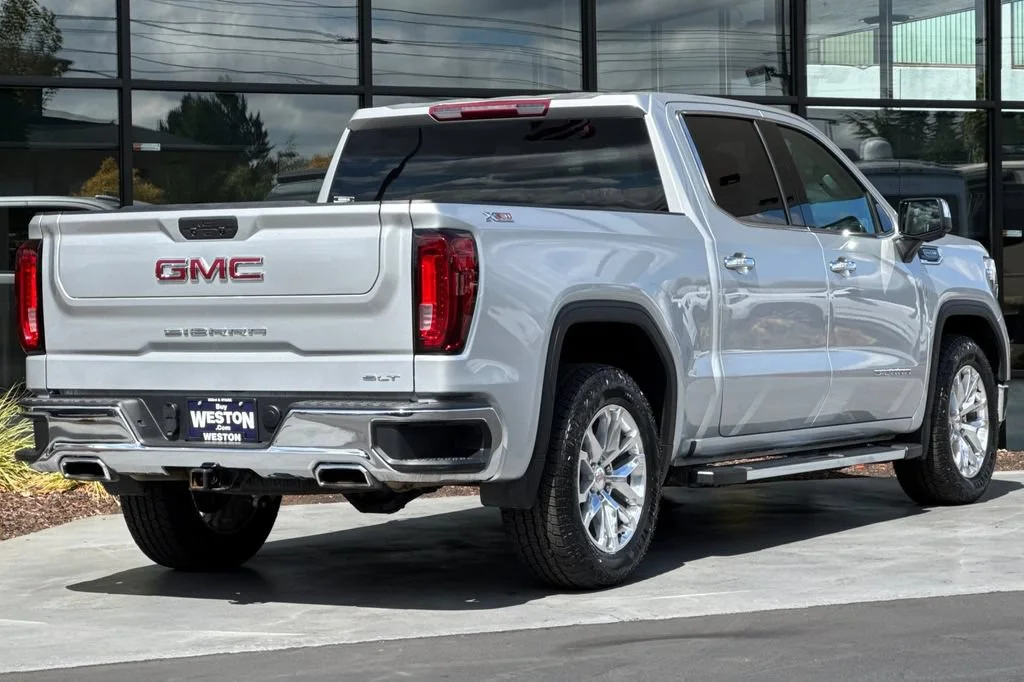 Used 2021 QUICKSILVER METALLIC GMC SLT image 4