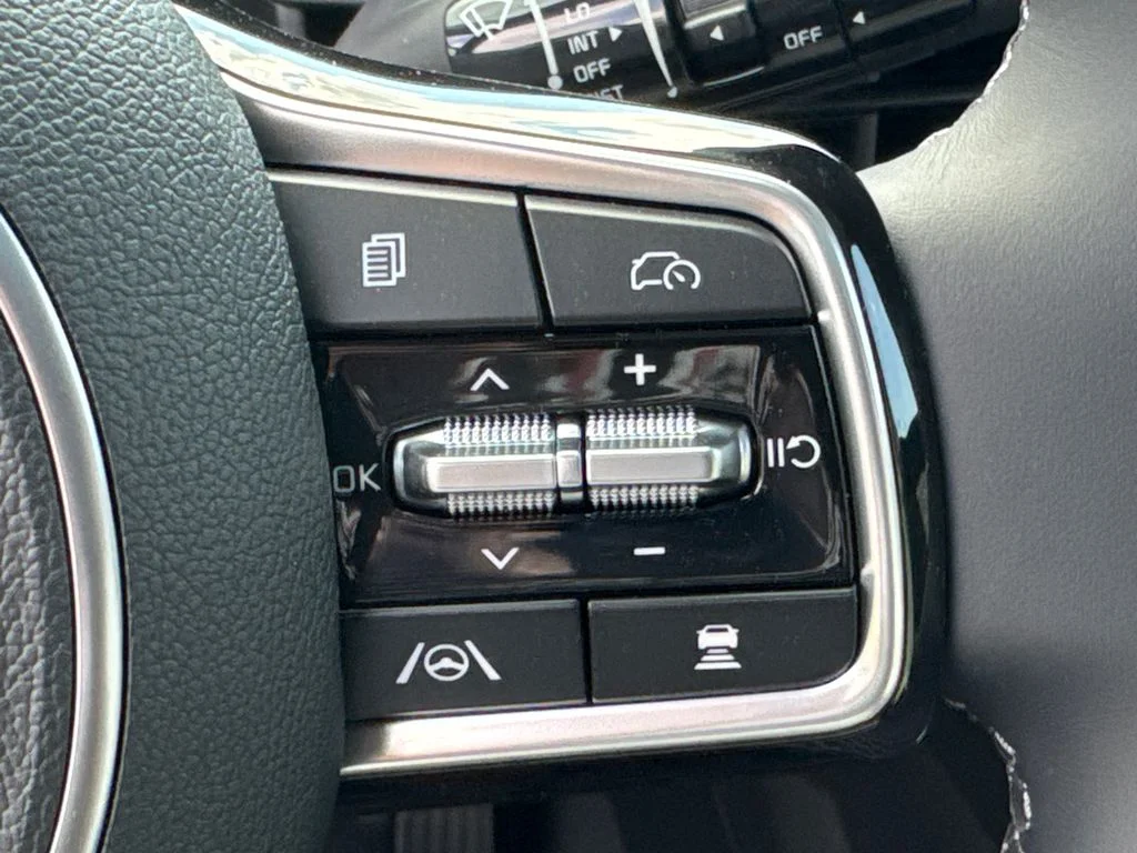 New 2025 Red Kia S image 26