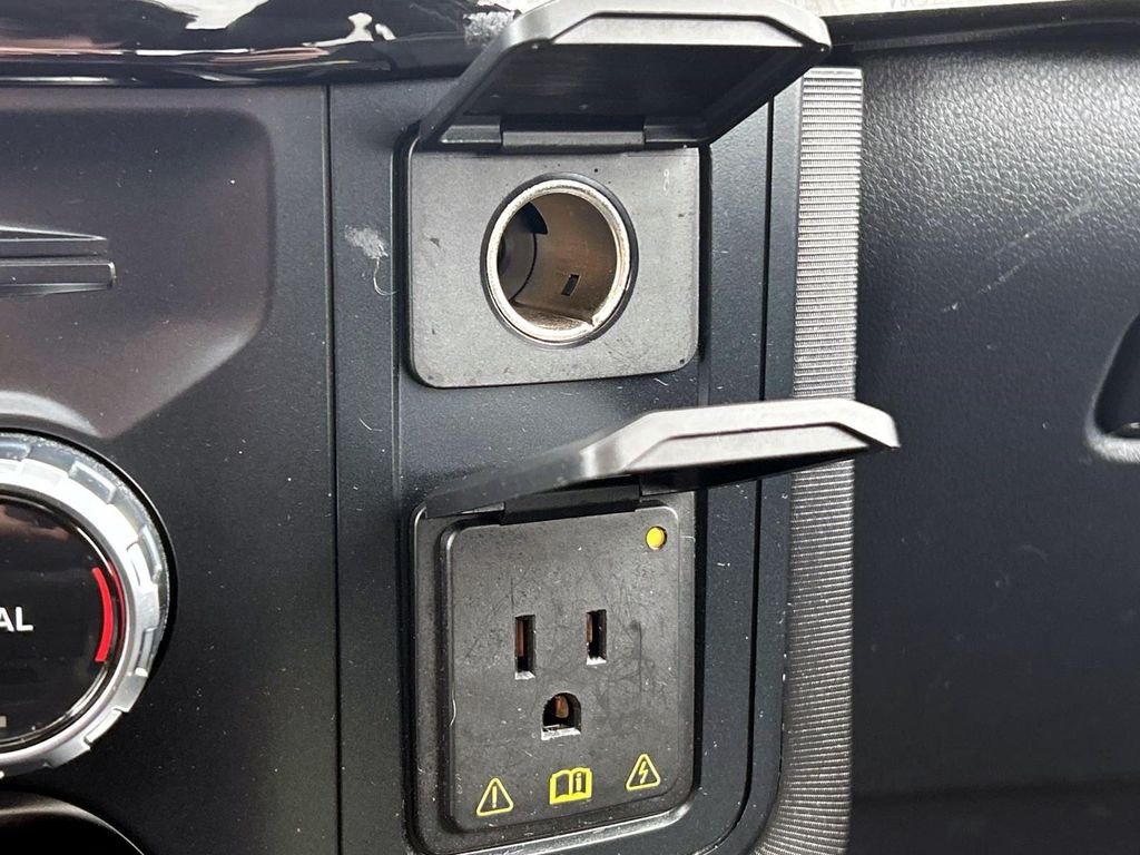 Used 2023 Gray Ford Raptor image 40