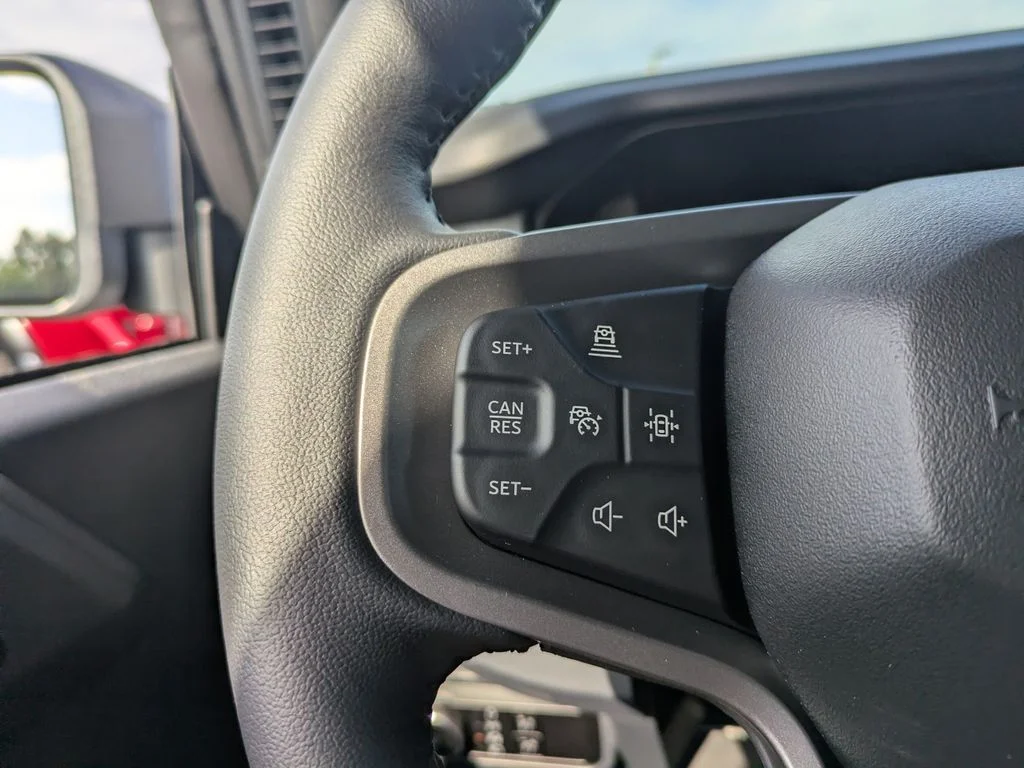 New 2026 Avalanche Gray Ford Badlands image 27