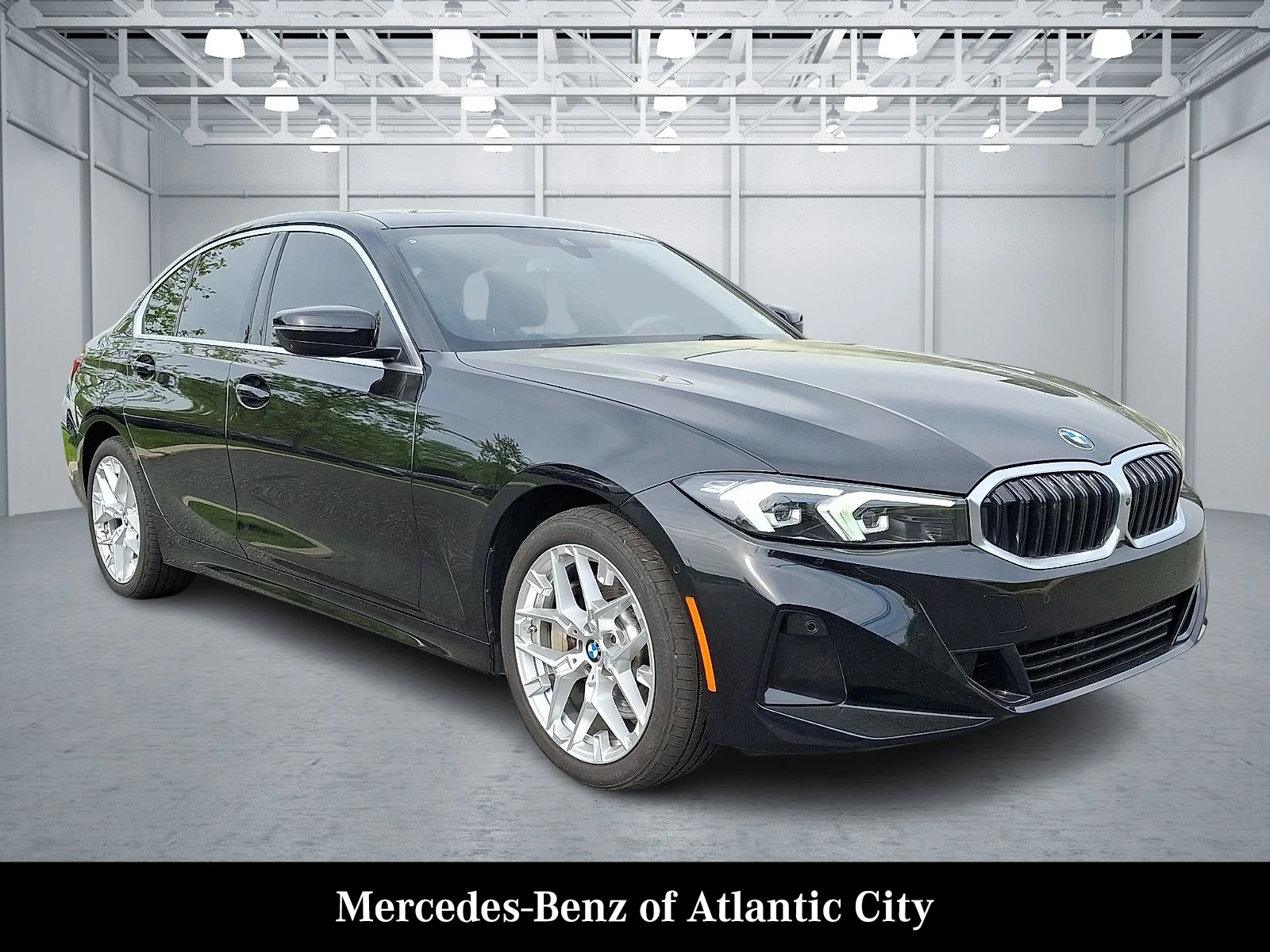 2025 BMW 3 Series 330i xDrive Sedan's photo