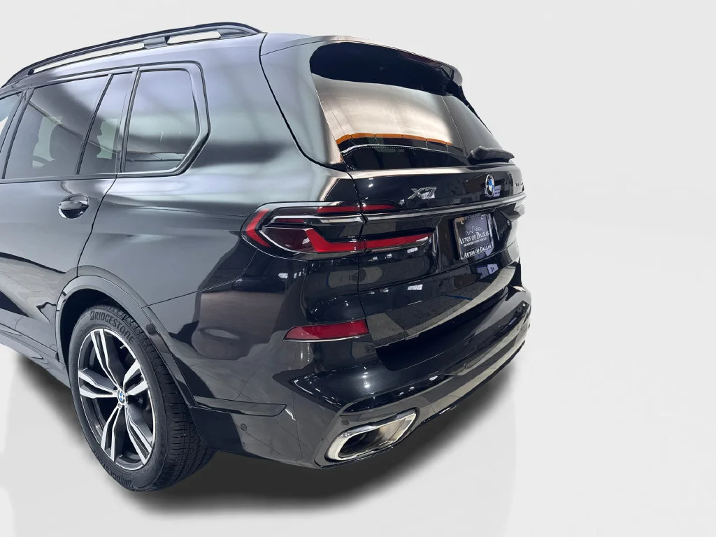 Used 2023 Black BMW xDrive40i image 21