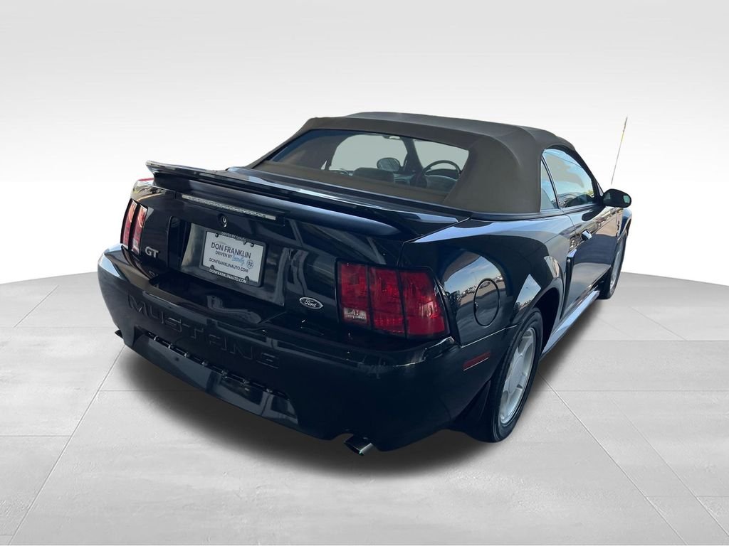Used 2000 Black Ford GT image 5