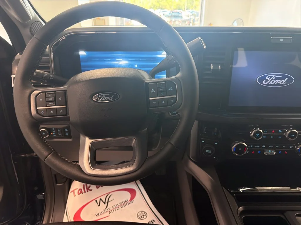 Used 2027 Blue Ford Lariat image 16