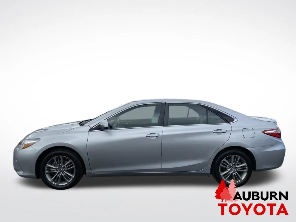 Used 2015 Celestial Silver Metallic Toyota SE image 4