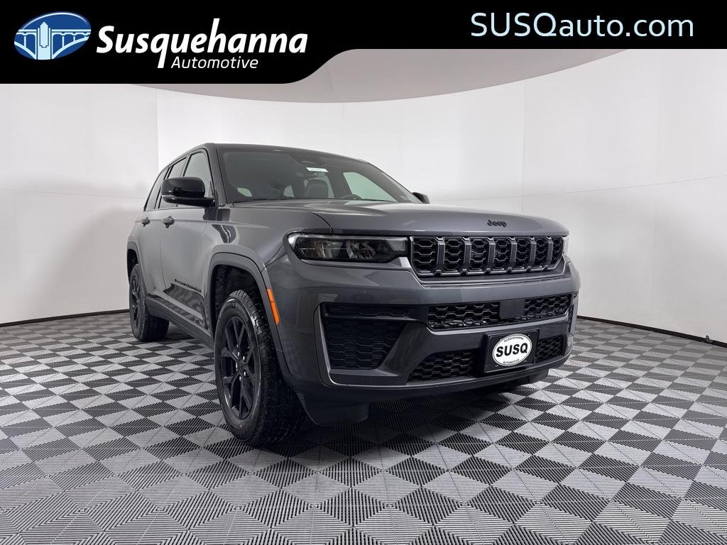 Baltic Gray Metallic Clear-Coat Exterior Paint 2026 Jeep Grand Cherokee SUV / Crossover Four-Wheel Drive 8-Speed Automatic