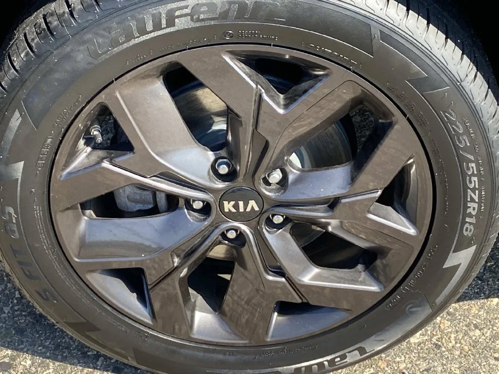 Used 2021 Blue Kia S image 28