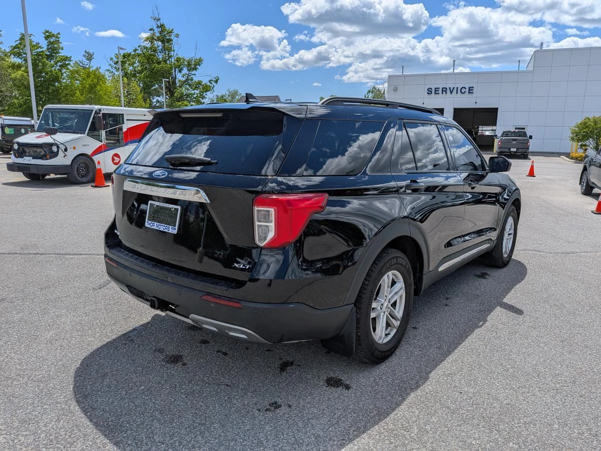 Used 2023 Black Ford Xlt 4wd image 5