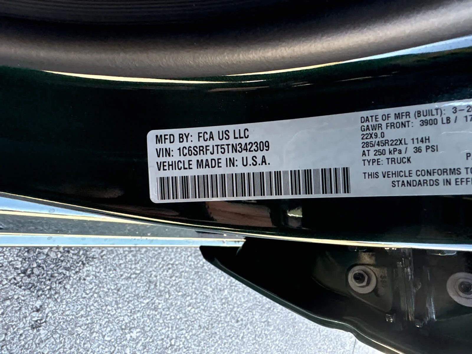 New 2026 Serrano-Green Metallic Exterior Paint RAM Laramie image 30