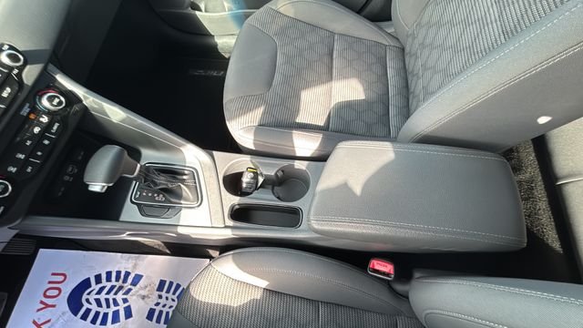 Used 2019 Deep Cerulean Kia LX image 18